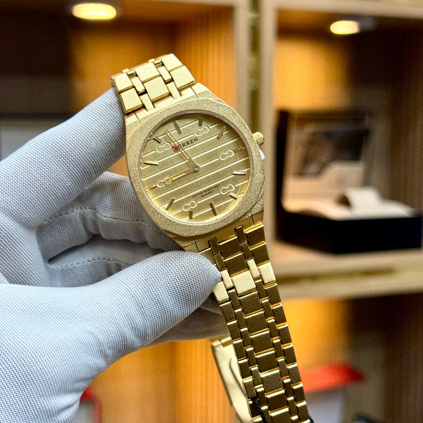 CURREN (orignal)
Quartz movement