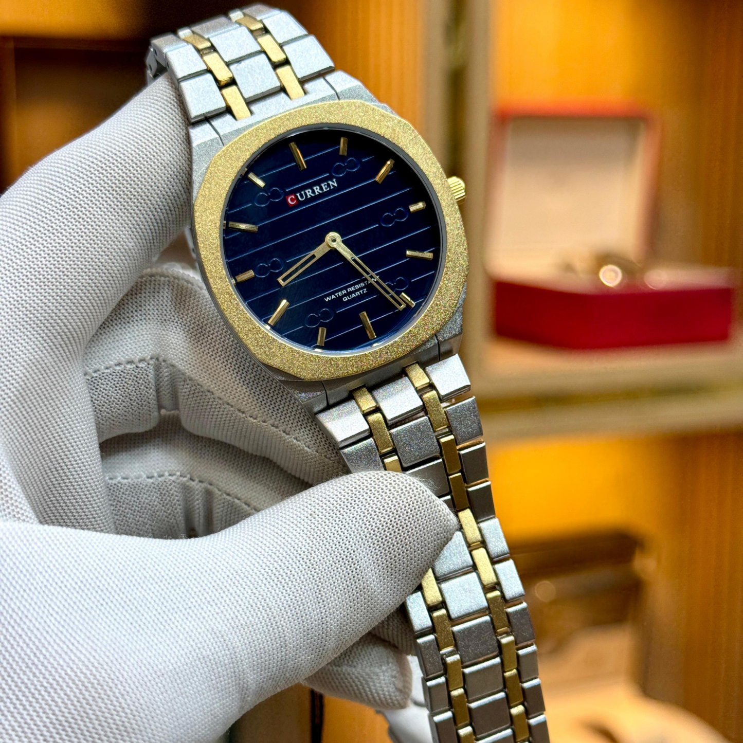 CURREN (orignal)
Quartz movement