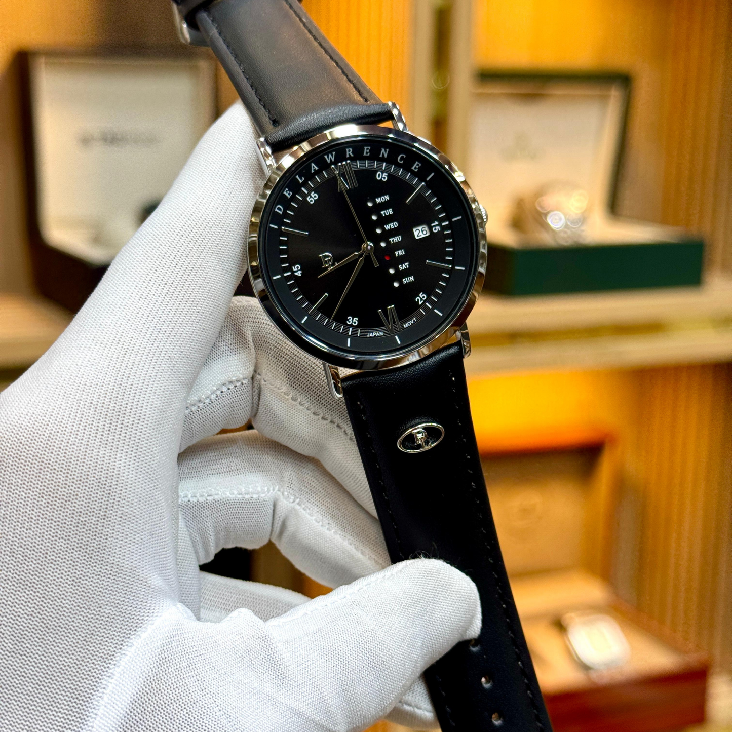D.L (orignal)
Japan quartz movement