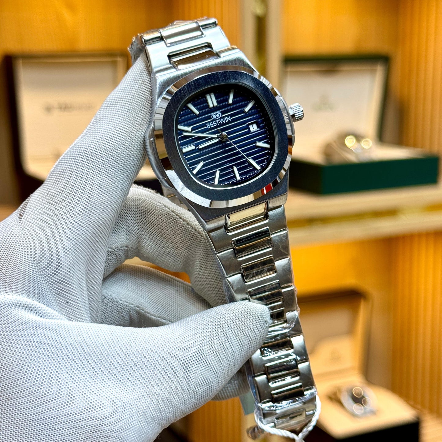 BESTWIN (orignal)
Quartz movement